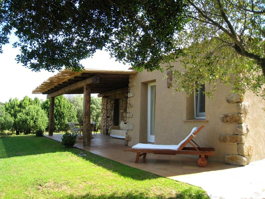 Le Tre Pietre Baja Sardinia Exterior foto